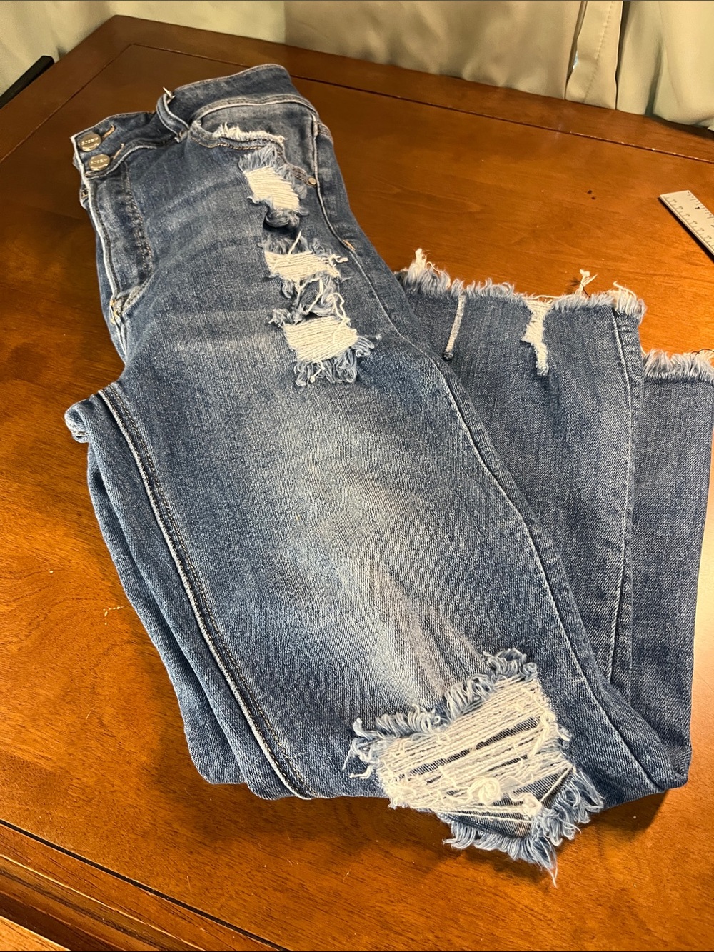 Risen Women's Cropped Distressed Denim Jeans in Blue